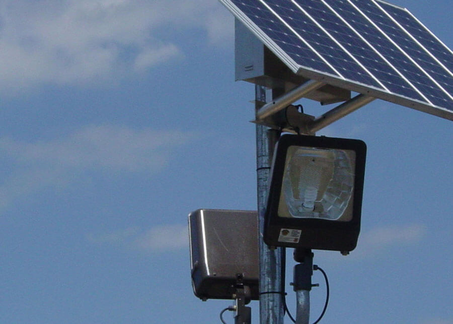 benefits-of-solar-powered-security-lights